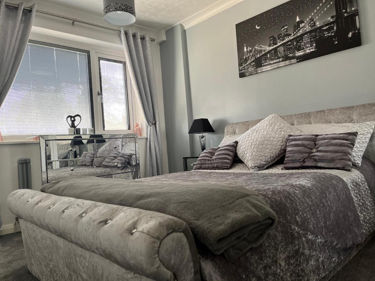 The Brook House - Spacious 3 Bed Home From Home In Burton Burton-upon-Trent Exterior foto