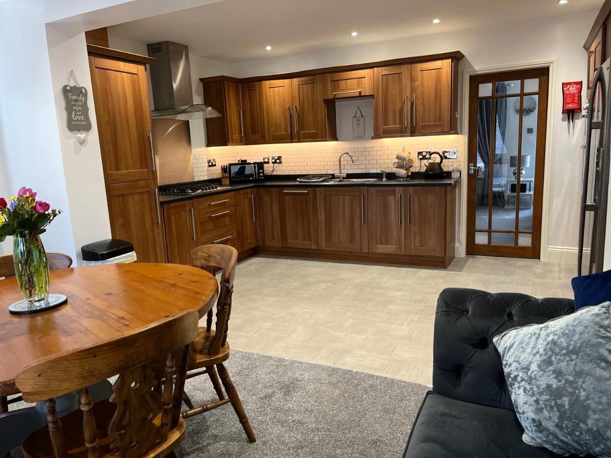 The Brook House - Spacious 3 Bed Home From Home In Burton Burton-upon-Trent Exterior foto