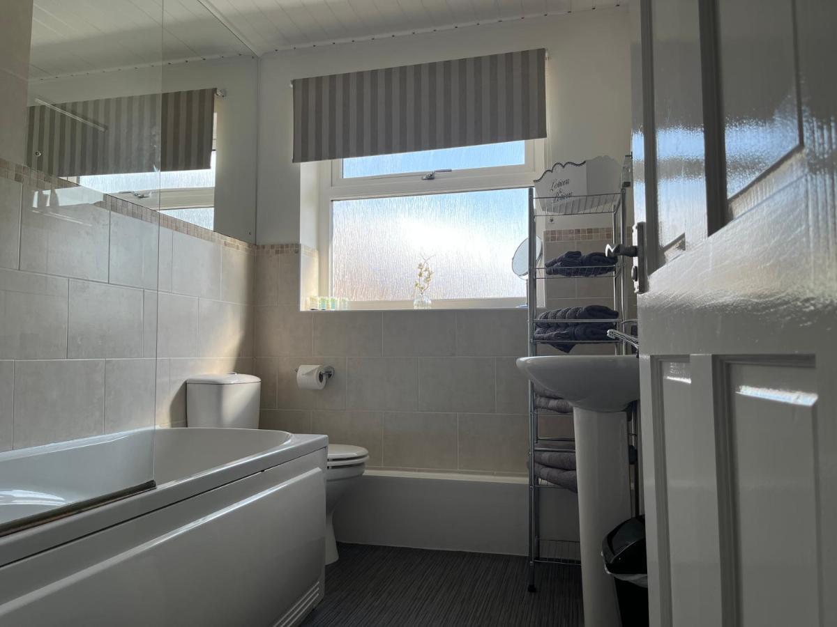 The Brook House - Spacious 3 Bed Home From Home In Burton Burton-upon-Trent Exterior foto