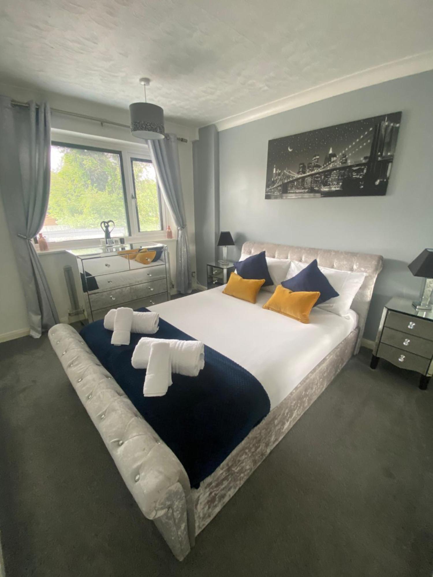 The Brook House - Spacious 3 Bed Home From Home In Burton Burton-upon-Trent Exterior foto