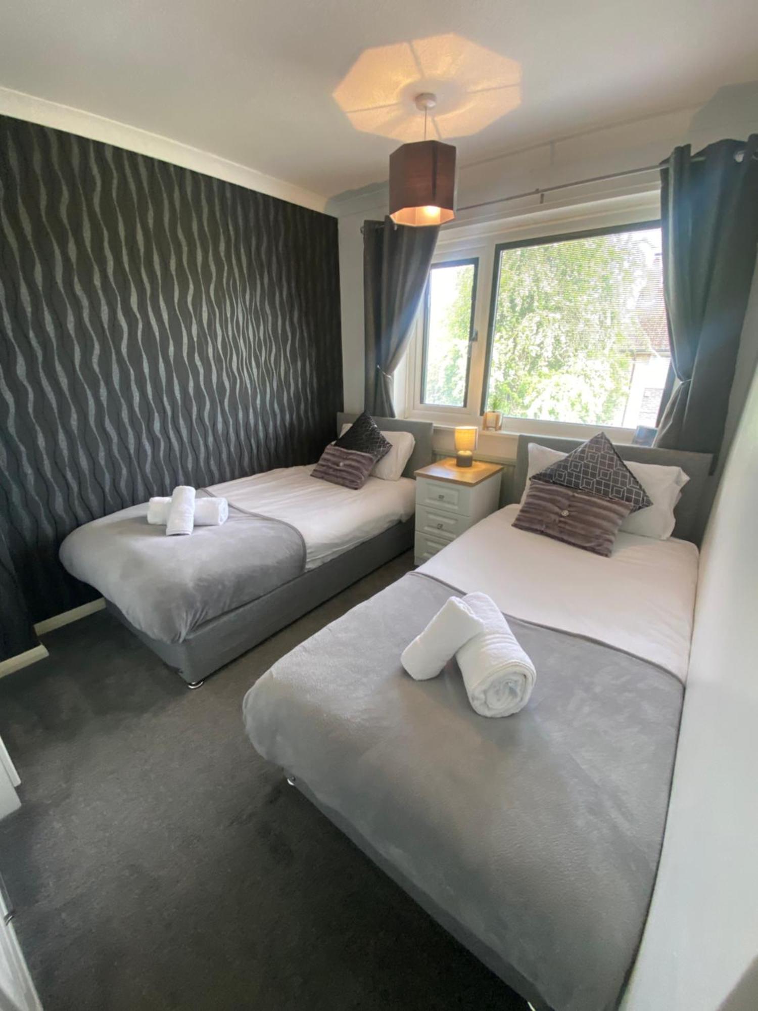 The Brook House - Spacious 3 Bed Home From Home In Burton Burton-upon-Trent Exterior foto