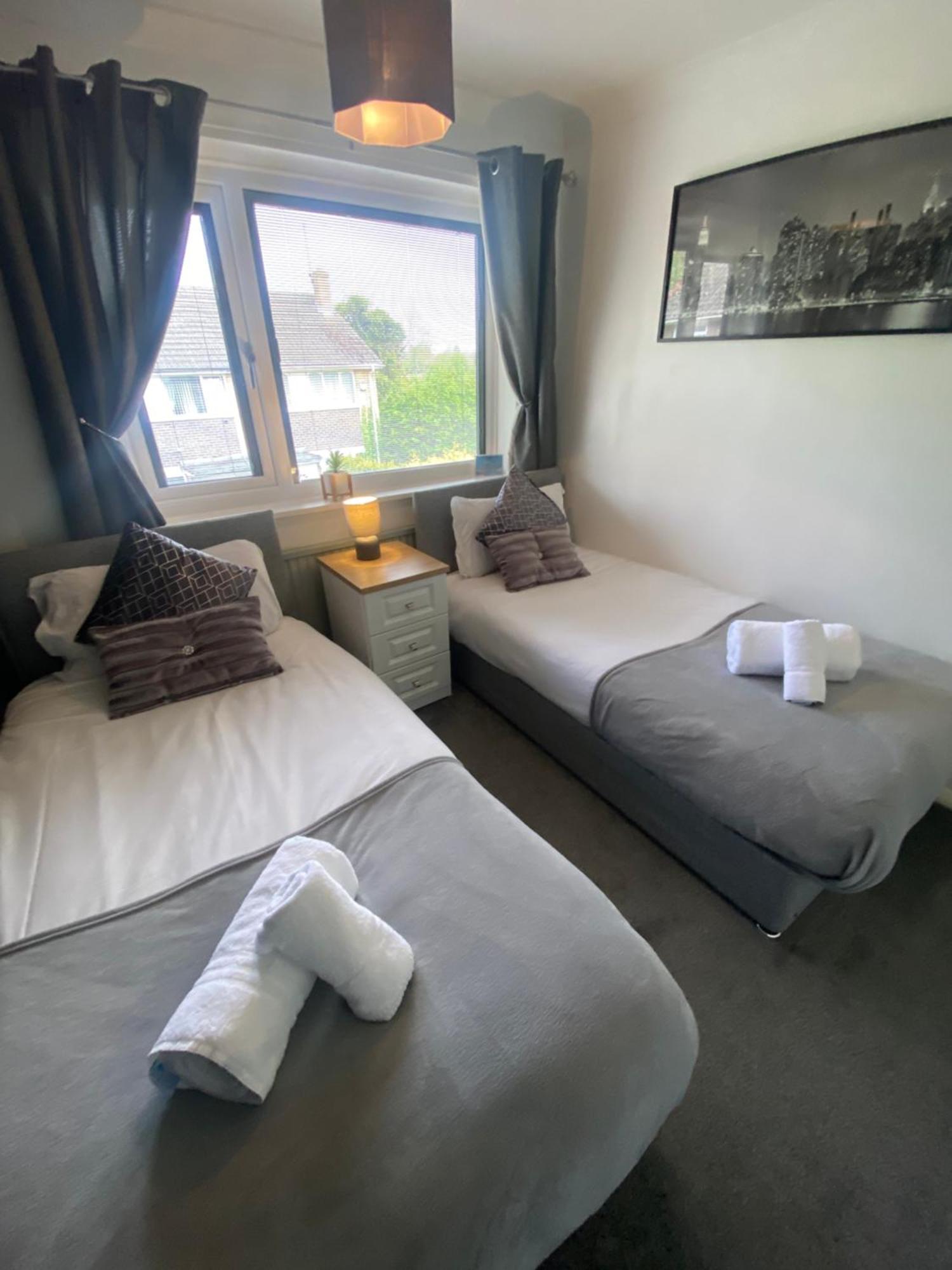 The Brook House - Spacious 3 Bed Home From Home In Burton Burton-upon-Trent Exterior foto