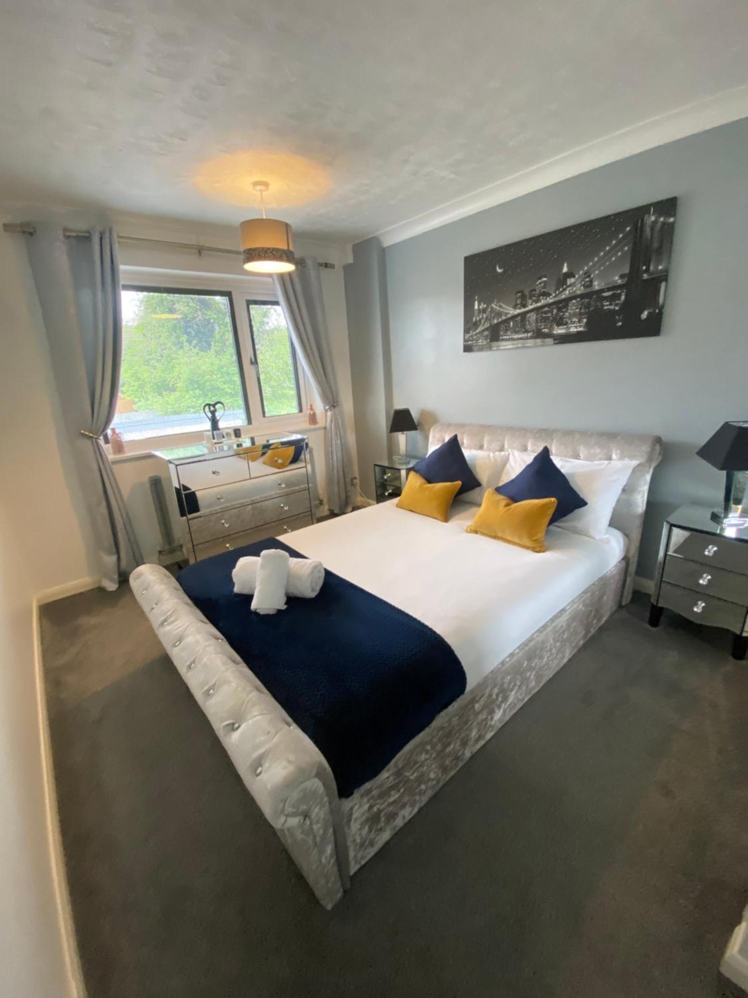 The Brook House - Spacious 3 Bed Home From Home In Burton Burton-upon-Trent Exterior foto